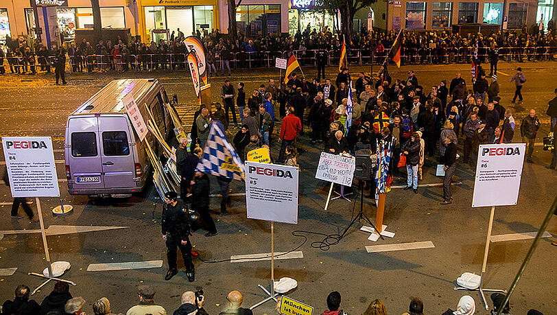 Eine Pegida-Demonstration in München. Für diese Woche hatte die fremdenfeindliche Bewegung alle Veranstaltungen in der Stadt abgesagt. (Archivbild) Eine Pegida-Demonstration in München. Für diese Woche hatte die fremdenfeindliche Bewegung alle Veranstaltungen in der Stadt abgesagt. (Archivbild)