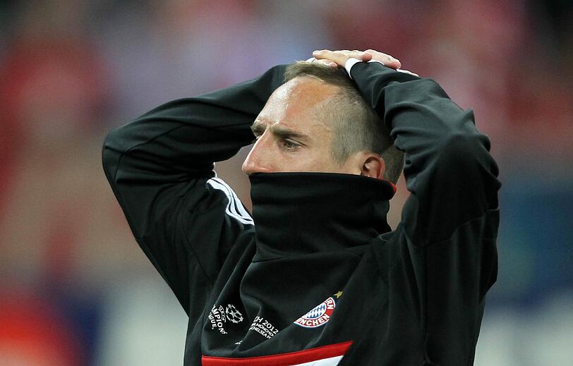 Fassungsloser Ribéry. Nach einem so führungsstarken Spiel ist nun alles vorbei.