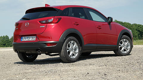 Mazda hat den CX-3 letztes Jahr technisch überarbeitet, das Äußere blieb wegen der großen Akzeptanz bei den Kunden unverändert.