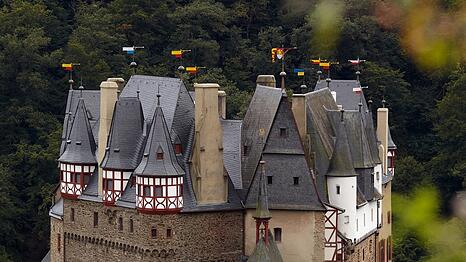 Die Stammburg der Familie an der Mosel.