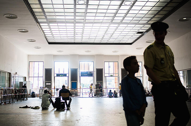 Tausende Flüchtlinge haben am Dienstag mit Zügen aus Ungarn den Münchner Hauptbahnhof erreicht.