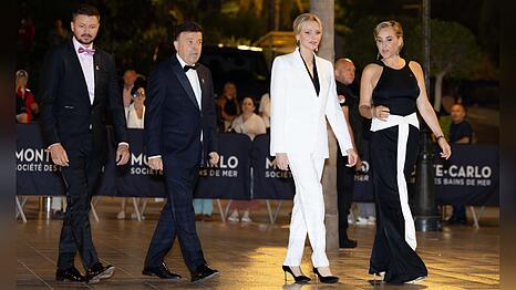 Gareth Wittstock, Stephane Valeri, F&uuml;rstin Charl&egrave;ne und Natasha Frost-Savio (v.l.) in Monte-Carlo.