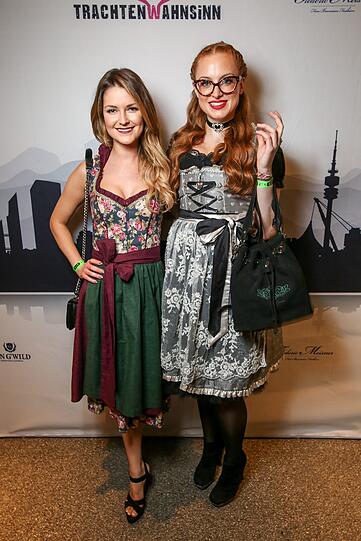Viola Kraus und Alesa Music