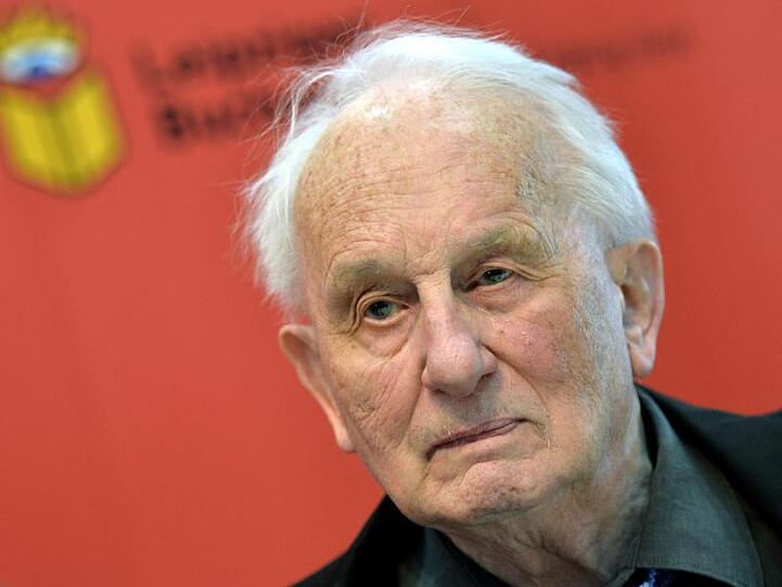 Der deutsche Dramatiker Rolf Hochhuth ist tot.