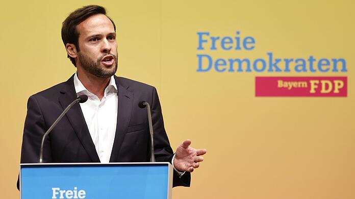An der umstrittenen Demo nimmt auch Bayerns FDP-Chef Martin Hagen teil.