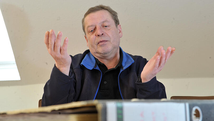 Rudolf Lilly kann und will arbeiten – am liebsten irgendwo im sozialen Bereich in einer Küche. Reichtümer will er keine erwerben, er sucht nur einen sinnvollen Job. Rudolf Lilly kann und will arbeiten – am liebsten irgendwo im sozialen Bereich in einer Küche. Reichtümer will er keine erwerben, er sucht nur einen sinnvollen Job.