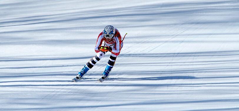 Super-G in Sotschi: So freut sich Maria Höfl-Riesch über ihre Silbermedaille.
