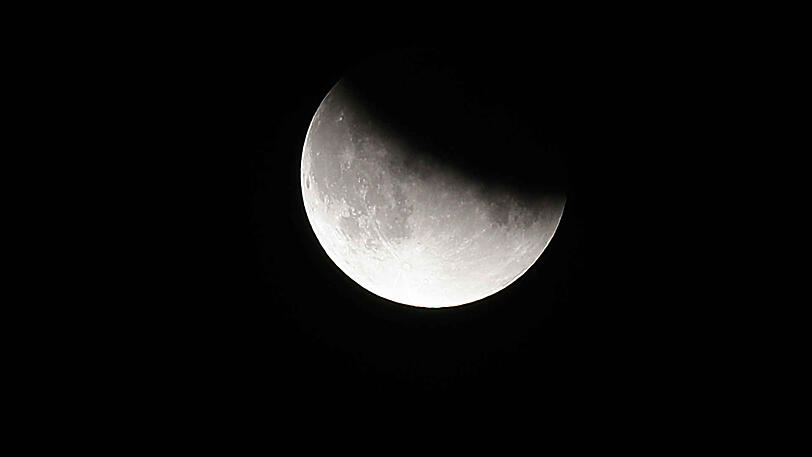 Die partielle Mondfinsternis in Berlin.