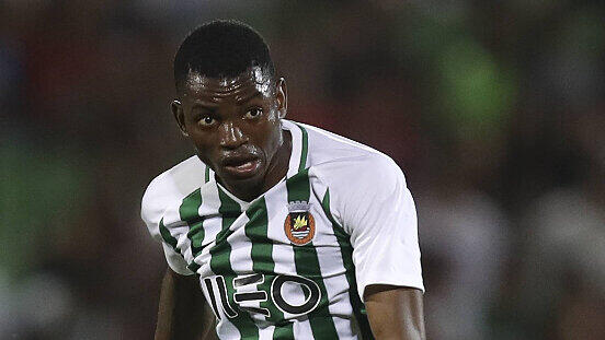 Mittelstürmer Gelson Dala ist noch bis 2019 von Sporting Lissabon an den portugiesischen Liga-Konkurrenten Rio Ave FC ausgeliehen.