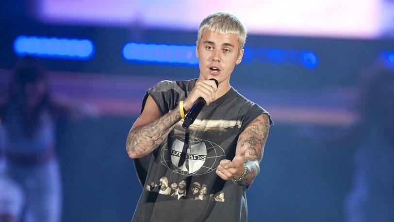 Justin Bieber ist offenbar gänzlich genesen und konnte nun wieder auf die Bühne zurückkehren.