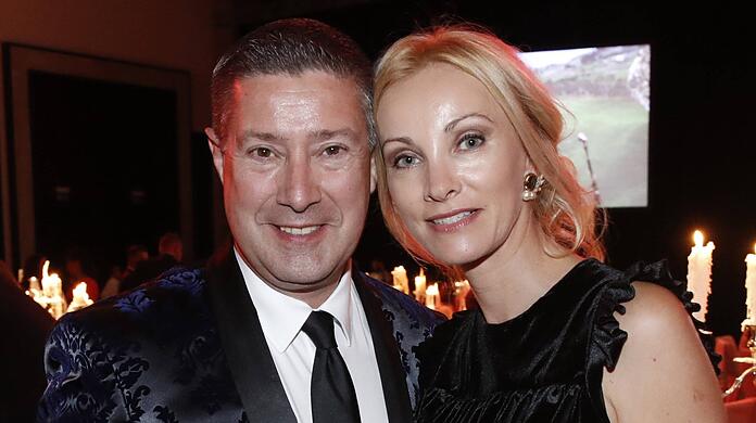 Joachim Llambi kommt bei Ehefrau Ilona ins Schw&auml;rmen.