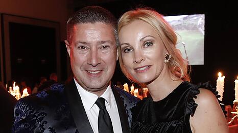 Joachim Llambi kommt bei Ehefrau Ilona ins Schw&auml;rmen.