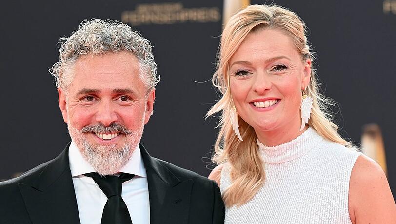 Roland Trettl und Miriam Höller beim Deutschen Fernsehpreis 2025.