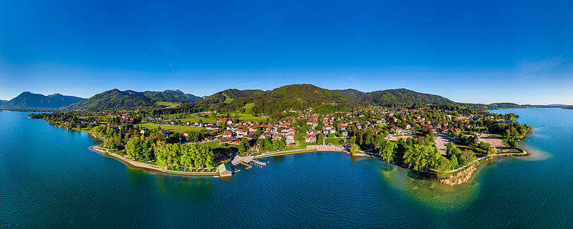 Ein bisserl Südsee-Feeling in Bad Wiessee? Bürgermeister Kühn kann sich das gut vorstellen. Ein bisserl Südsee-Feeling in Bad Wiessee? Bürgermeister Kühn kann sich das gut vorstellen.