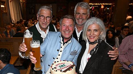 Birgit Schrowange feierte einen besonderen Tag auf der Wiesn. Ihrem guten Freund Patrick Lindner erwies sie die Ehre.