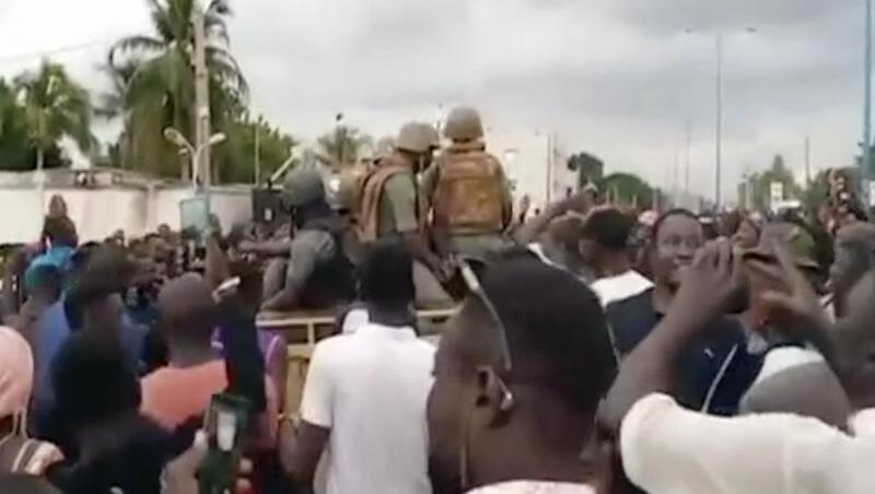 Am Dienstag hatten Soldaten bei einer Meuterei in Mali den Staatschef Keita und weitere Mitglieder seiner Regierung festgenommen. Am Dienstag hatten Soldaten bei einer Meuterei in Mali den Staatschef Keita und weitere Mitglieder seiner Regierung festgenommen.