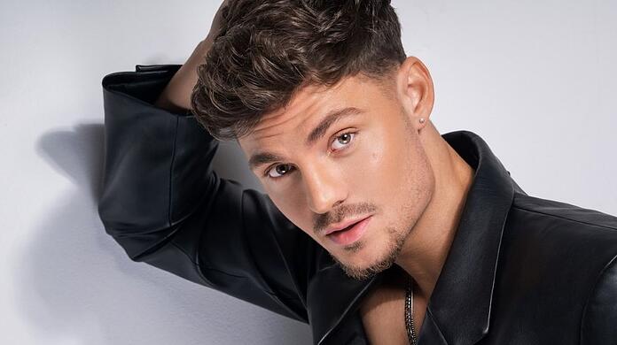 Karsten Walter hat am 1. Juli sein Album "Komm näher" veröffentlicht.