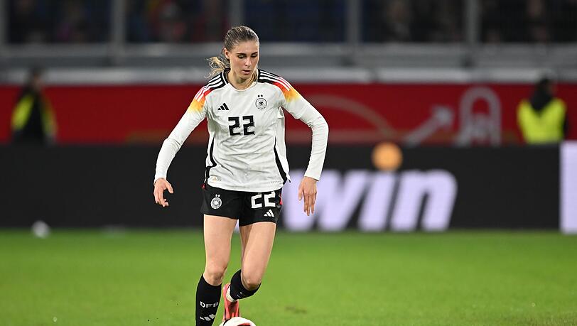Vor dem Weggang aus Wolfsburg: Nationalspielerin Jule Brand.