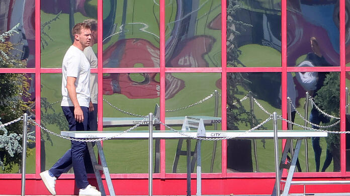 Julian Nagelsmann hat bereits eine Woche vor dem Trainingsauftakt an der Säbener Straße vorbeigeschaut.