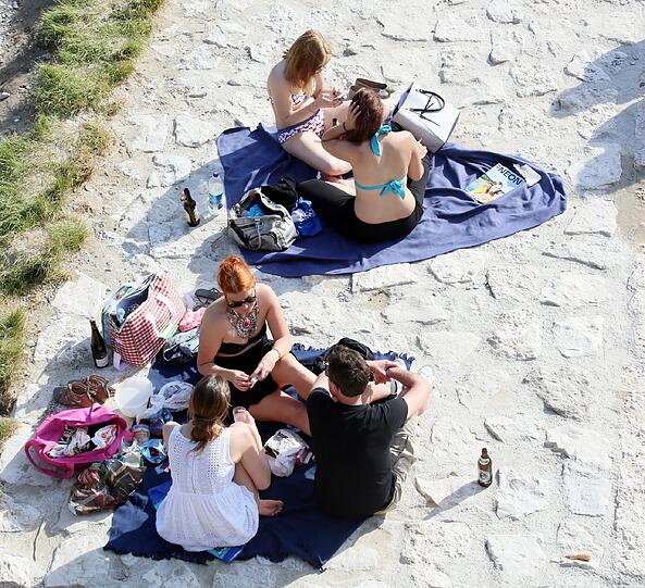 Grillen und chillen: Die schönsten Isar-Bilder von der Hitze am Wochenende
