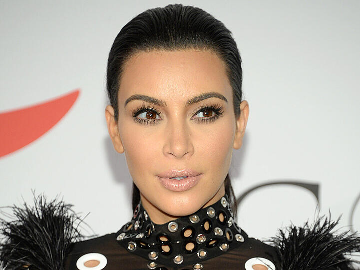 Kim Kardashian bei den CFDA Fashion Awards, ihrem ersten roten Teppich nach der Ankündigung ihrer zweiten Schwangerschaft