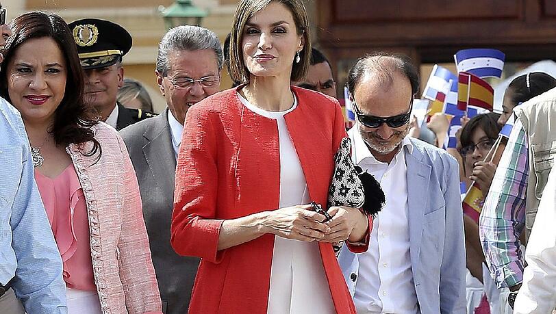 Königin Letizia von Spanien ist in ihrer Heimat eine Mode-Ikone. Königin Letizia von Spanien ist in ihrer Heimat eine Mode-Ikone.