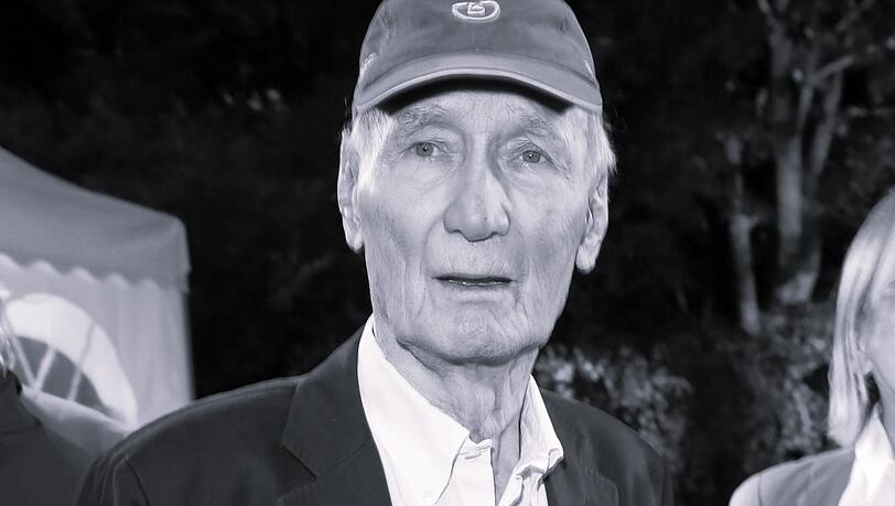 Schauspieler Arthur Brauss verstarb mit 89 Jahren in München. Schauspieler Arthur Brauss verstarb mit 89 Jahren in München.