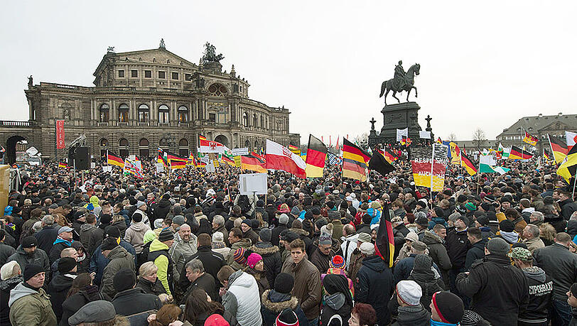 Die Bewegung rechnet mit rund 5000 Demonstranten bei der Kundgebung am Montag in Dresden. Die Bewegung rechnet mit rund 5000 Demonstranten bei der Kundgebung am Montag in Dresden.