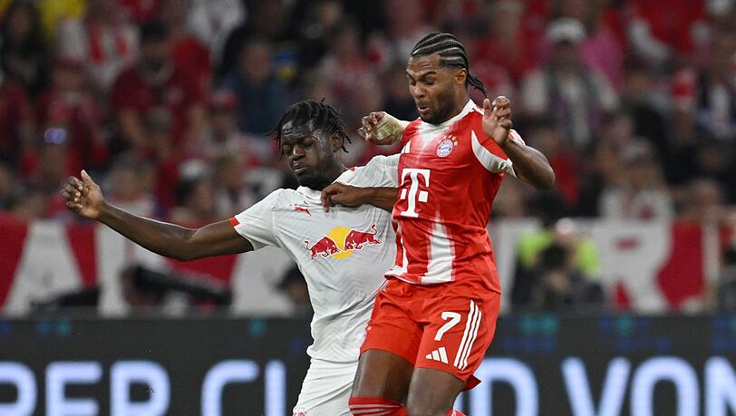 Serge Gnabry (r) war ein Aktivposten und an mehreren Bayern-Toren beteiligt. Serge Gnabry (r) war ein Aktivposten und an mehreren Bayern-Toren beteiligt.