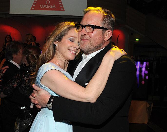 Star-Auflauf in München: Promis aus Film und Fernsehen haben beim 39. Deutschen Filmball die Erfolge des vergangenen Kinojahres gefeiert. Klicken Sie hier durch die besten Bilder des Filmballs 2012.