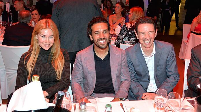 Beste Laune: Palina Rojinski, Elyas M'Barek und Oliver Berben.