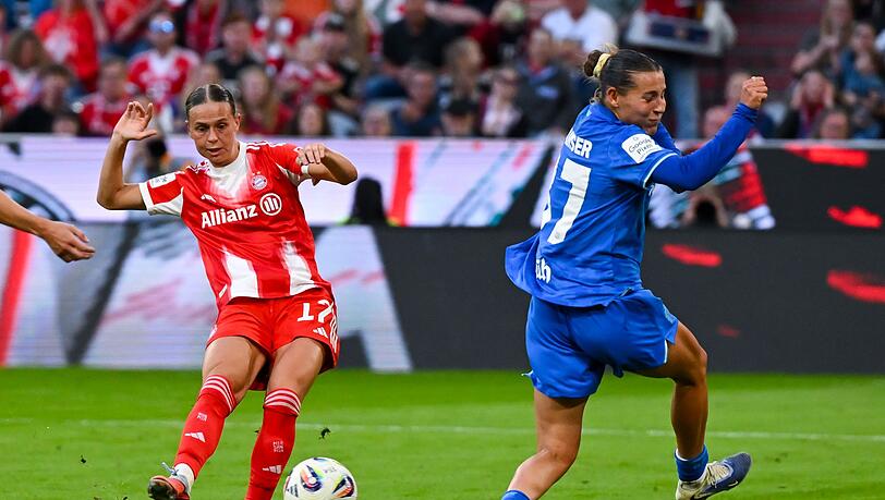 Bayern-Star Klara Bühl traf in dieser Szene zum Endstand. Bayern-Star Klara Bühl traf in dieser Szene zum Endstand.