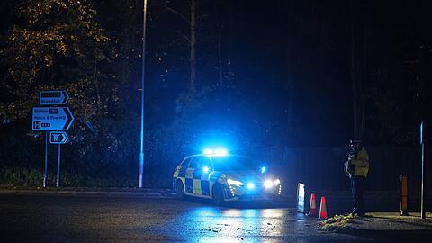 Die Hintergründe des Angriffs waren zunächst unklar.