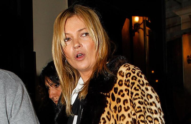 Kate Moss hat sich auf der Ski-Piste in Gstaad einen Bänderriss zugezogen.