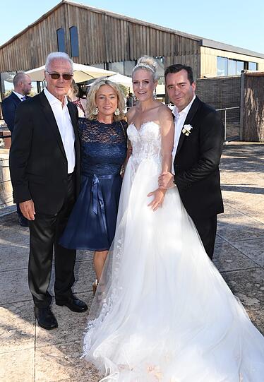 Falk und Andrea Raudies: Traumhochzeit auf Mallorca. Sie sind enge befreundet mit den Beckenbauers.