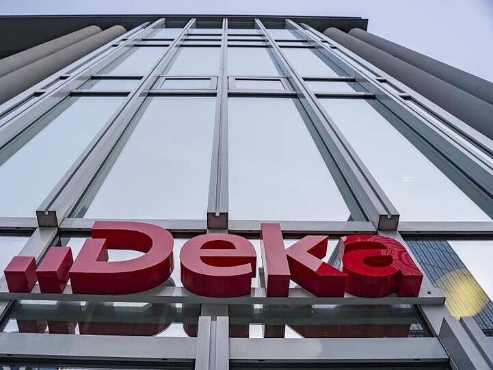 Die Dekabank ist nach eigenen Angaben bislang wirtschaftlich ordentlich durch die Krise gekommen.