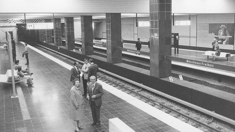 1971 nagelneu: der U-Bahnhof "Münchener Freiheit". 1971 nagelneu: der U-Bahnhof "Münchener Freiheit".