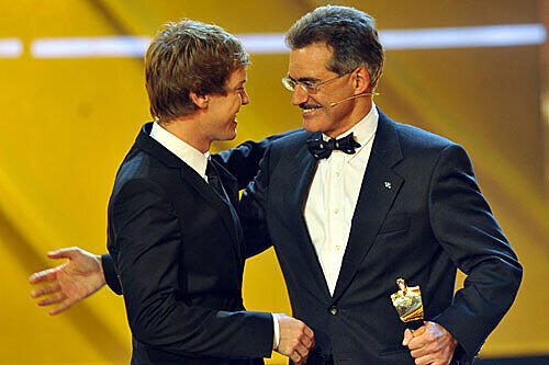 Vettel und Mario Theissen (r.).