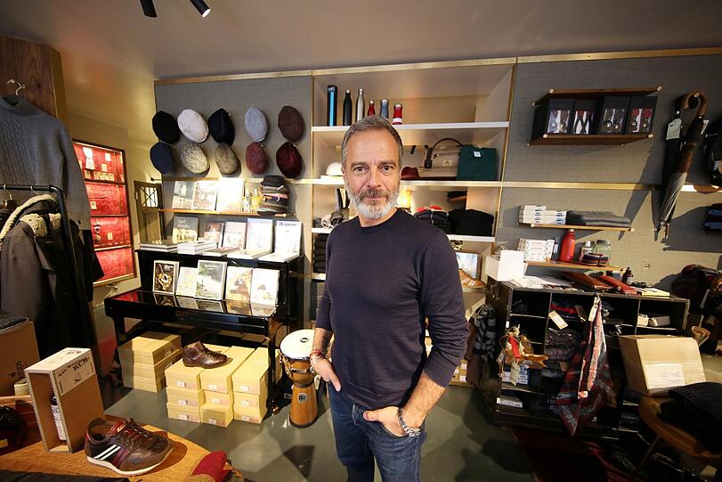 Seit im August 120 Parkplätze gestrichen wurden, hat Ralf Fischer von "Ralf&rsquo;s Fine Garments" 33 Prozent Umsatzverlust.