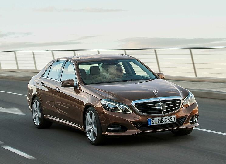Gründlich überarbeitet: Die E-Klasse, wie sie Mercedes auf der Motorshow in Detroit im Januar präsentieren wird.