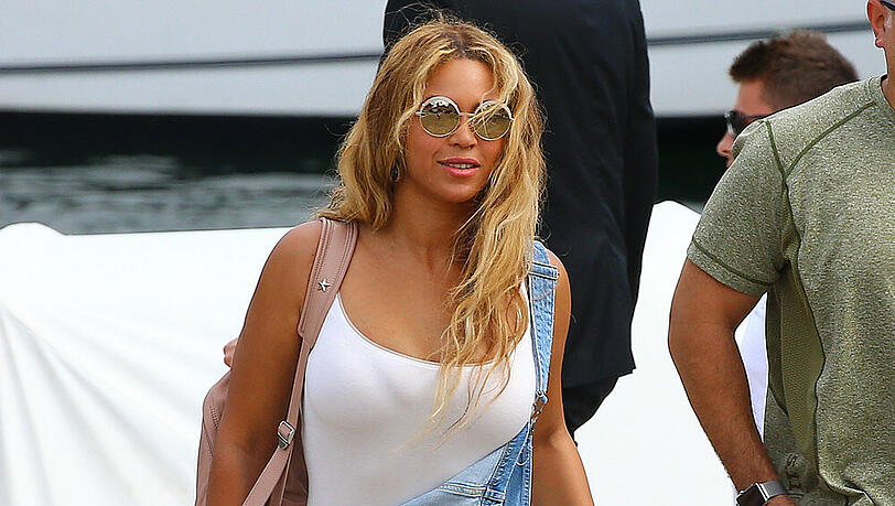 Beyoncé gastiert derzeit in Beaulieu-sur-Mer in Frankreich Beyoncé gastiert derzeit in Beaulieu-sur-Mer in Frankreich