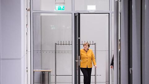 Kanzlerin Merkel während einer Unterbrechung des Koalitionsausschusses.