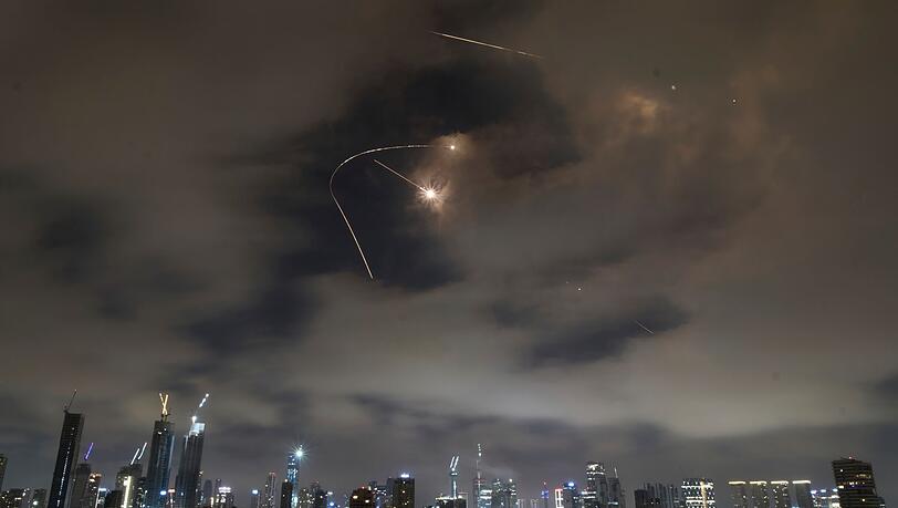 Israel und der Iran greifen sich weiter gegenseitig an.