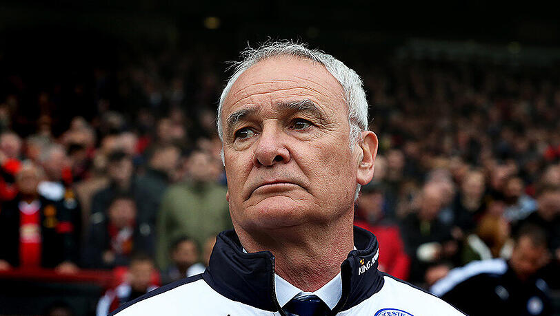 Claudio Ranieri wird von der Sensation seiner Mannschaft erst später erfahren. Claudio Ranieri wird von der Sensation seiner Mannschaft erst später erfahren.