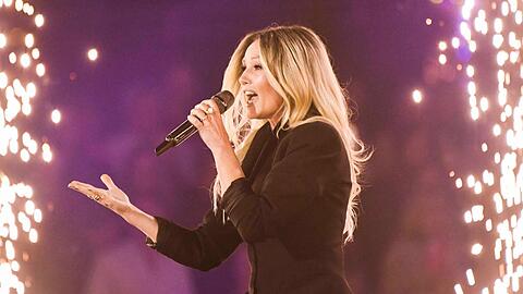 Helene Fischer veröffentlicht ihre neue Single. Helene Fischer veröffentlicht ihre neue Single.
