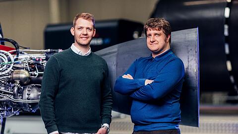 Isar Aerospace-Mitgr&uuml;nder Josef Fleischmann (r.) legt seine Aufgabe als Technikchef nieder. Daniel Metzler (l.) bleibt Unternehmenschef. (Handout)
