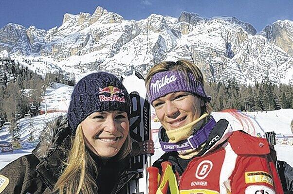 Beste Freundinnen, härteste Rivalinnen: Die Ski-Superstar Lindsey Vonn (l., USA) und Deutschlands Maria Riesch. Nun droht aber die Freundschaft zu bröckeln. Die Rieschs sind genervt vom Superstar-Gehabe Vonns.