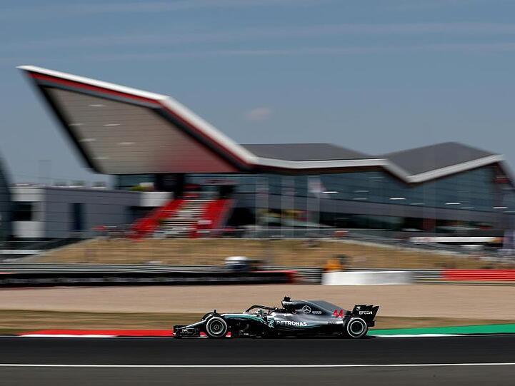 Die Austragung der geplanten zwei Formel-1-Rennen in Silverstone ist nach wie vor unsicher.