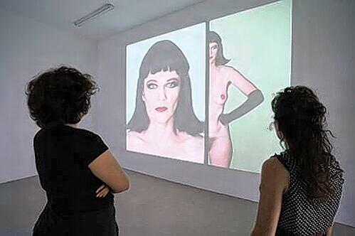 &bdquo;Inner Child (Anne)&ldquo;, das innere Kind, ist Teil von Charles Atlas&rsquo; Video-Installation &bdquo;Three Portraits&ldquo;, die zur Zeit im Kunstverein Nürnberg zu sehen ist.