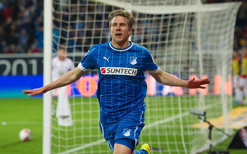 Sven Schipplock jubelt über sein Tor zum 3:1. Foto: Uwe Anspach